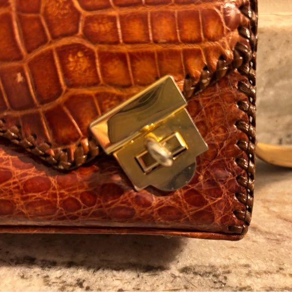 Vintage 1940’s Authentic Alligator Handbag - Picture 3 of 12